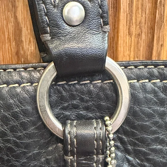 Coach Black Pebbled Leather Shoulder Bag D0851-F12339 Minimalist - Picture 6 of 15